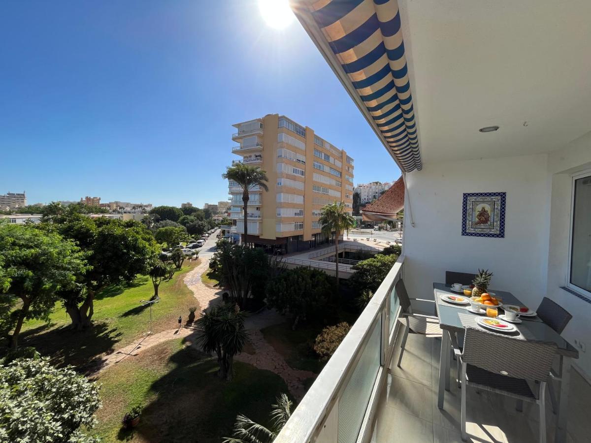 Weforyou Sunset Carihuela Torremolinos Ngoại thất bức ảnh