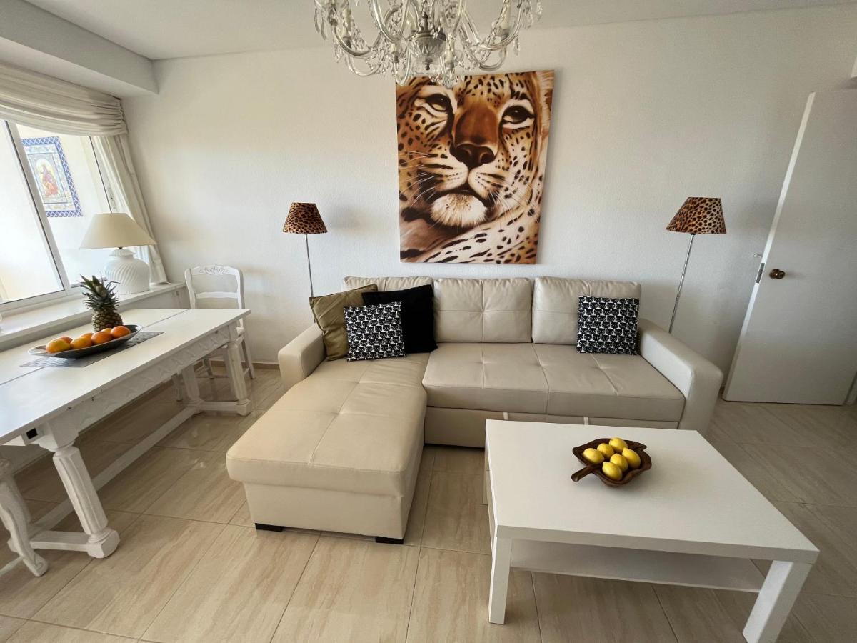 Weforyou Sunset Carihuela Torremolinos Ngoại thất bức ảnh